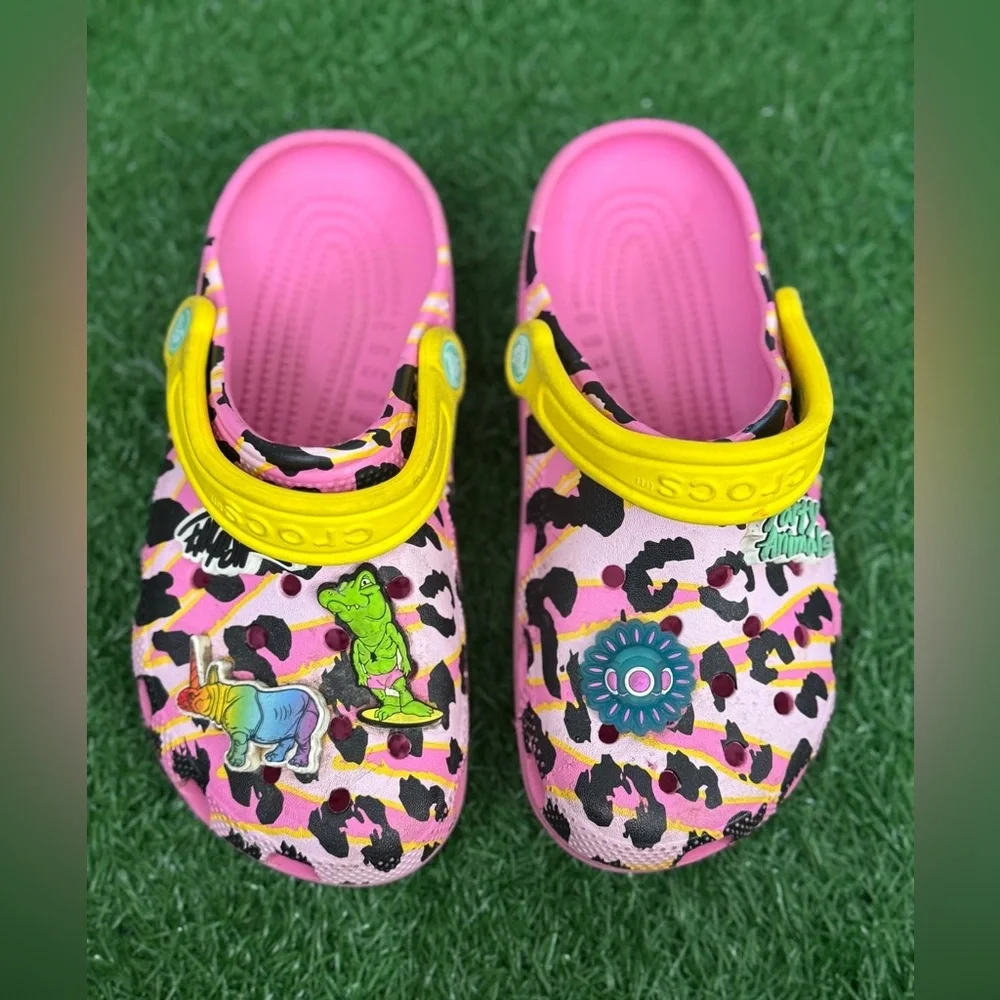 Crocs Kids' Pink and Yellow Clogs Size‎ J-4